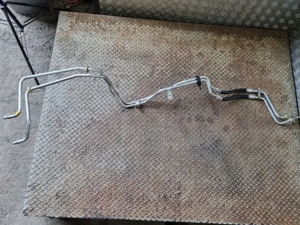 OEM 68244058AB Conduites d'huile boîte Jeep image 9