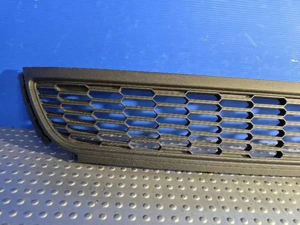 VW POLO V 6R Griglia Parafango Anteriore 6R0853677A image 4
