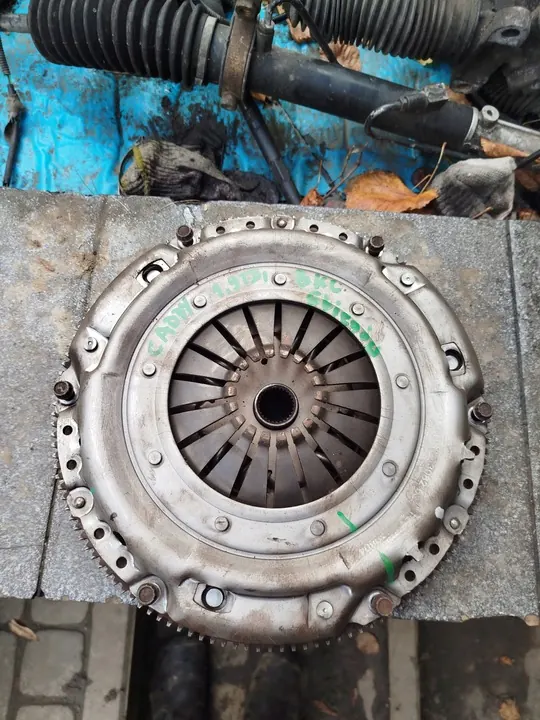 Kit de embreagem VW CADDY III 1.9L OEM 038105273D image 4