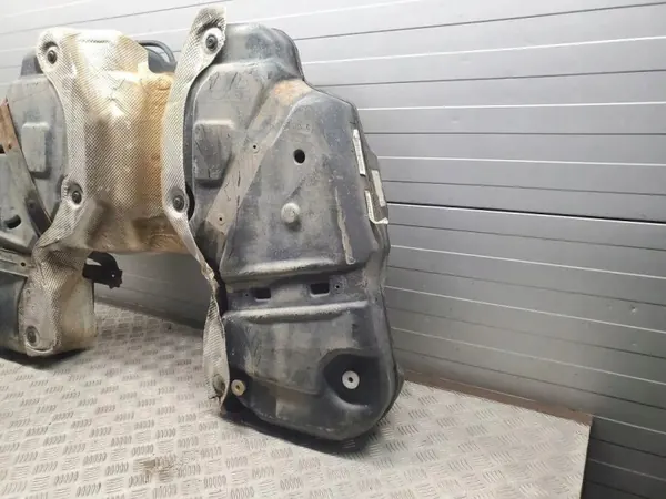 Brandstoftank Dodge Durango III OEM 68171223AC - Achterzijde image 5