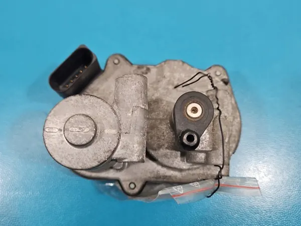OEM 03L129086 Klapin säätäjä VW Passat CC 2.0 TDI:lle image 3