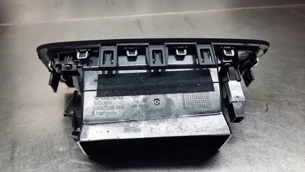 Grade de ar central 1302138 Volvo V60 S60 II 10-18R image 10