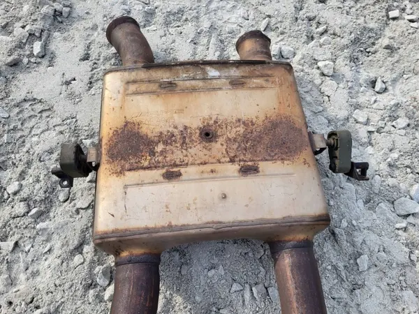 Käytetty pakoputken vaimennin OEM A1664901001 Mercedes ML image 4