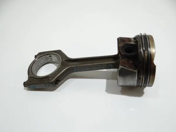 Begagnad Kolvstake OEM 7624616 för BMW X1 image 2