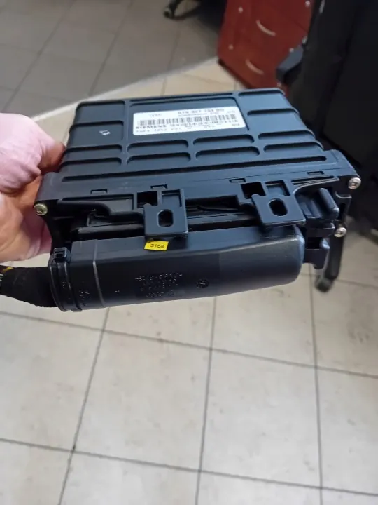 Calculateur de boîte VW Passat B5 1.6 01n927733dd image 3