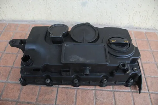 Volkswagen OE Ventilhuv 03G103469L image 2