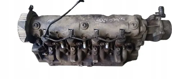 Complete Cylinder Head Renault Scenic I 1.9DCI image 2