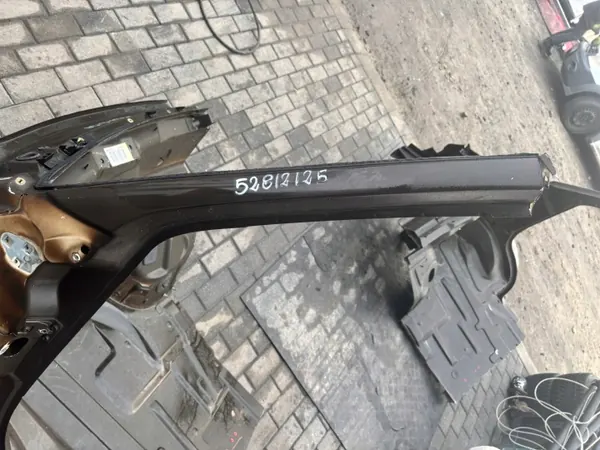 Iveco Daily 14- Vorderer Bodenholm OEM DAILYPRZÓDPODŁUNICA14- image 6