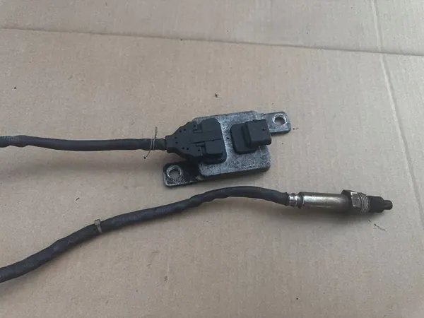 AUDI Q7 4L Sensor Lambda NOX 059907807H image 2