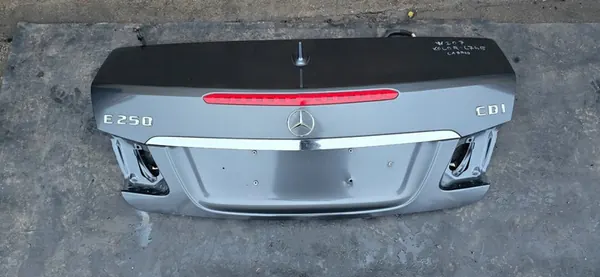 Mercedes E C207 W207 Tampa Traseira C755 755 image 1