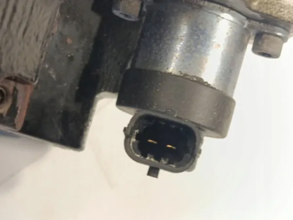 Honda insprutningspump OEM 0445010141 - Begagnad image 3