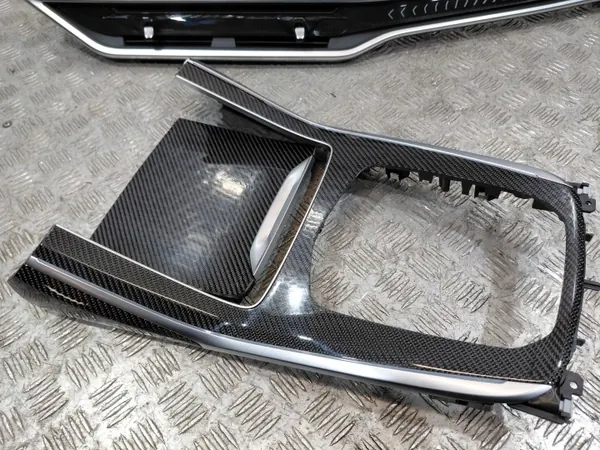 BMW X7 G07 LCI Garniture Porte Carbone OEM 8088433 image 10