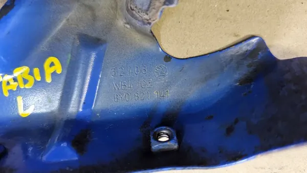 Vasen etulokasuoja SKODA FABIA 1 6Y0821141 image 2