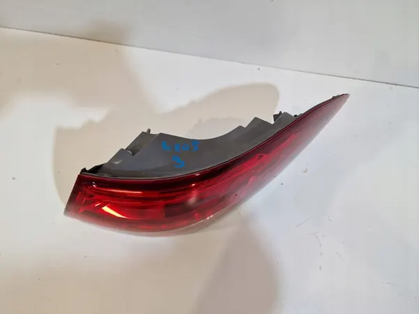 MERCEDES C-KLASSE 205 COMBI ACHTERLICHT RECHTS LED A2059060657 image 3