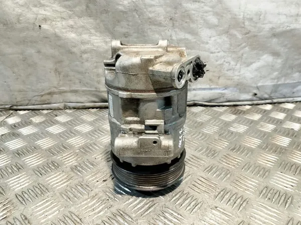 Compressor A/C Valeo OEM 914792 para Fiat Punto II 1.3 JTD image 6