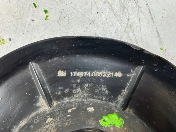 Escudo de disco de freno trasero Mazda 5 OEM MAM78196 image 6