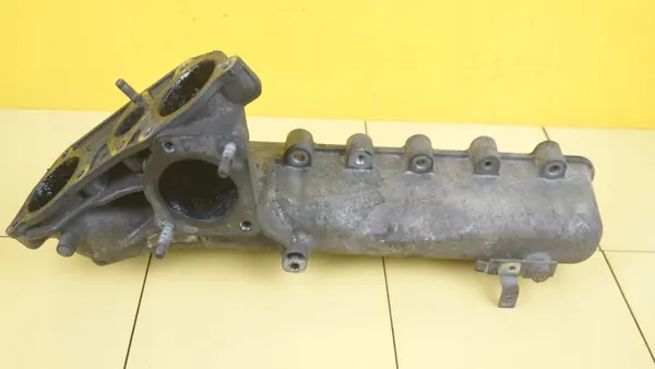 Colector de admisión OEM 4P10 para Mitsubishi Canter Fuso 3.0 D image 2