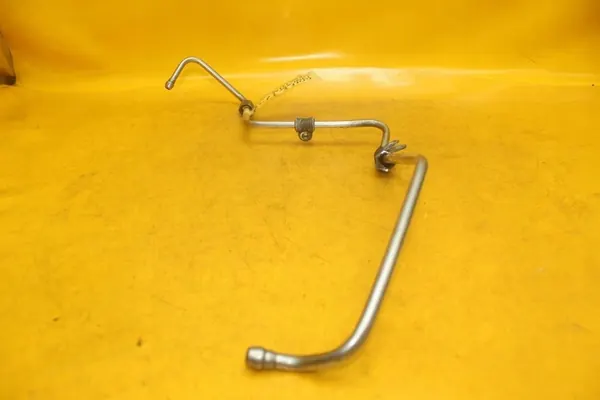 Tubo de óleo turbo VW Golf V Audi Seat Skoda 038145771AE image 4