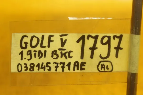 Tubo de óleo turbo VW Golf V Audi Seat Skoda 038145771AE image 9