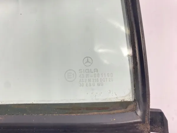 Vitre latérale arrière droite OEM 1247350624 image 10