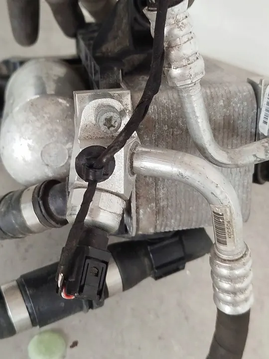 BMW i4 2025 Déshydrateur A/C OEM 9476767 image 6