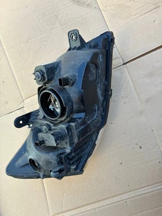 Farol Dianteiro Esquerdo OEM 92101-1CXXX Hyundai Getz image 3