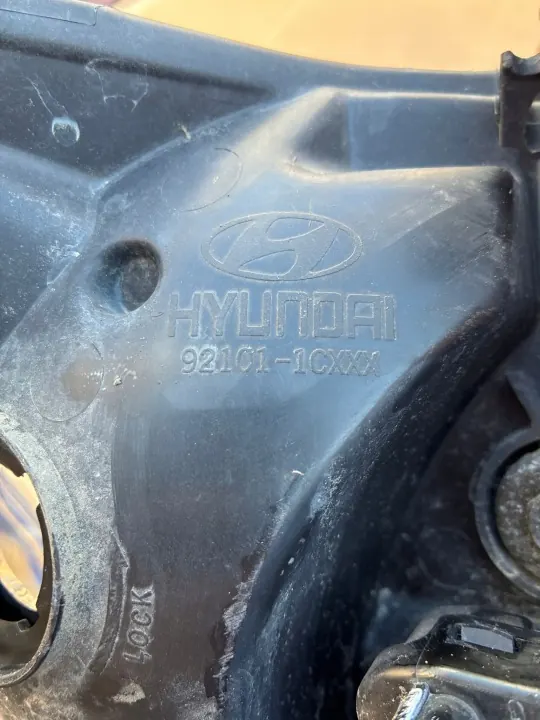 Farol Dianteiro Esquerdo OEM 92101-1CXXX Hyundai Getz image 4