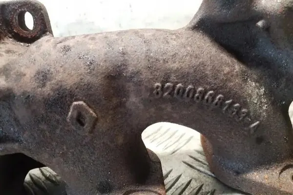 Exhaust Manifold OPEL MOVANO B 2.3L diesel 2015 image 2