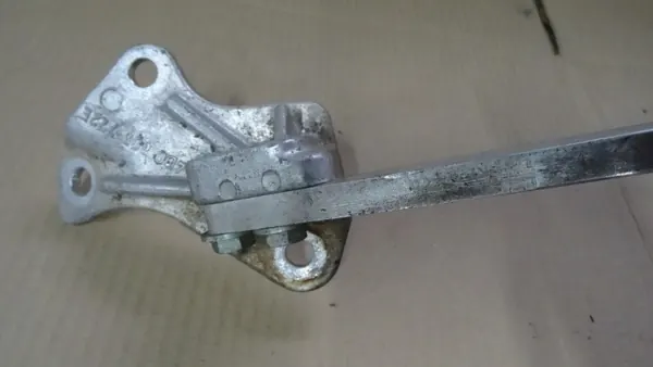Barre anti-roulis Audi A8 D2 2.8 V6 OEM 4D0805771D image 6