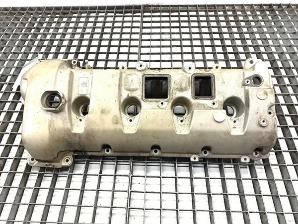 Tapa de válvulas Porsche Panamera OEM 94810513623 image 2
