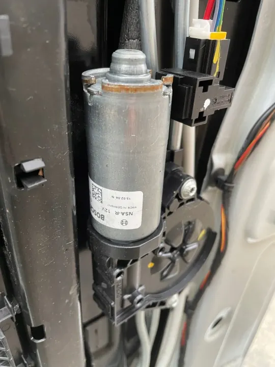 Mercedes-Benz Panoramakatto OEM A2057802300 W205 image 6