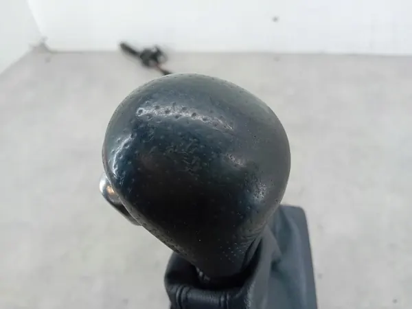 Versnellingspook OEM 4F1713041AJ voor Audi A6 C6 3.2 FSI image 10