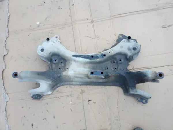 Viga suspensión delantera RAV4 III OEM 06-12 image 2
