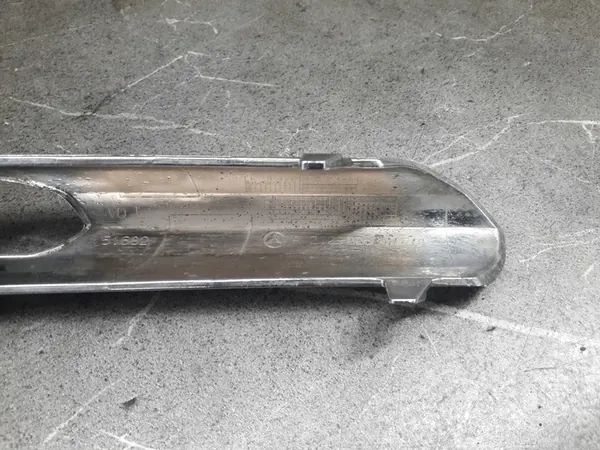 Striscia protettiva/decorativa paraurti Mercedes-Benz A2128851774 image 3