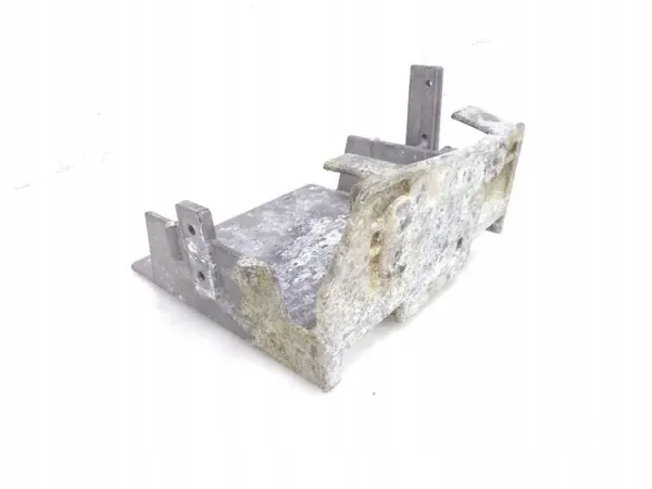 Mercedes-Benz moottoritilan osat OEM 1245404973 image 5