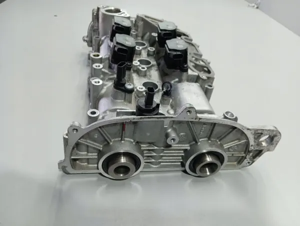 Ventildeckel OEM 04E103473DC für VW Audi Seat 1.5 TSI image 3