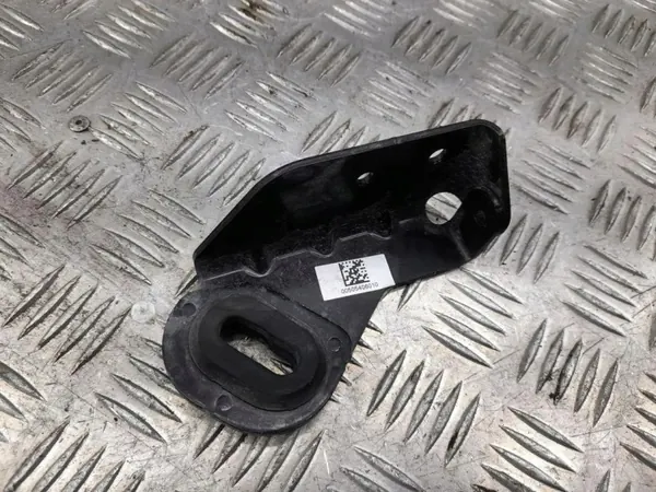 Painel de montagem radiador Alfa Romeo Stelvio OEM 00505406010 image 3