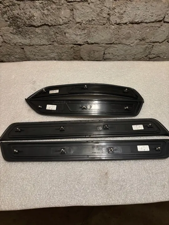 BMW M550D Conjunto de soleiras - Listwy progowe M550D image 4