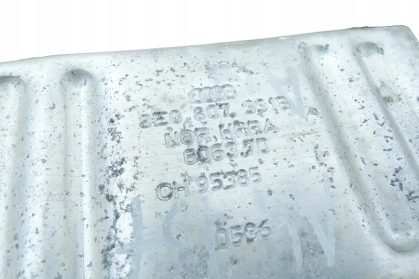 Viga de para-choque traseiro AUDI A4 2005 8E0807313L image 3