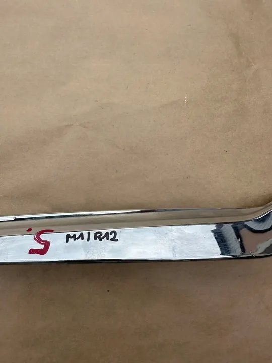 Vasemman etupuskimen koriste BMW 7 G11/G12 LCI OEM image 4