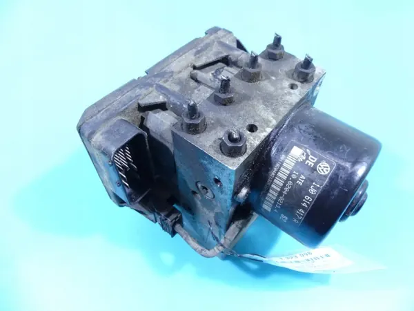 ABS Pomp VW Bora 1.9 TDI 1J0614417A 1J0907379R image 2