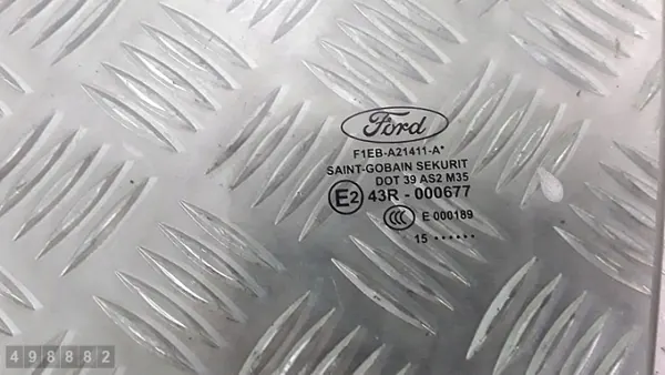 Ford Focus dörrglas OEM dot39as2m35 - Begagnad image 3