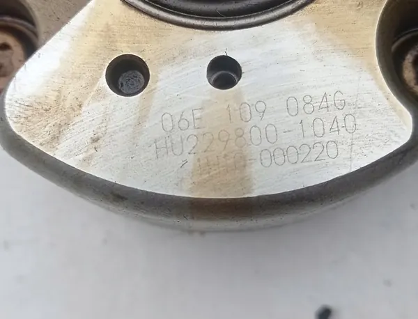 AUDI A4 B7 3.2 FSI AUK Vario 06E109084G image 2