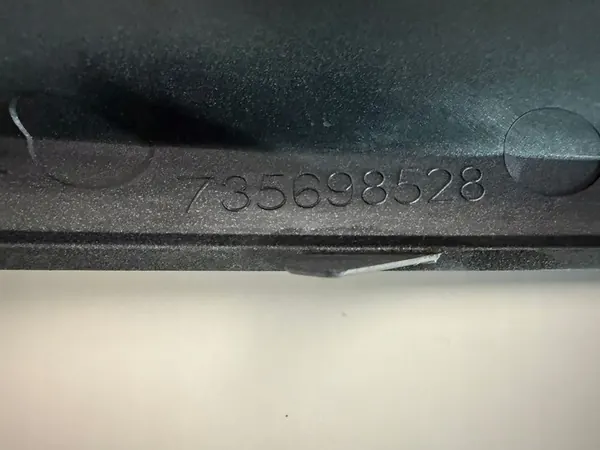 Cornice copertura fendinebbia sinistra Fiat 500 X Sport image 9