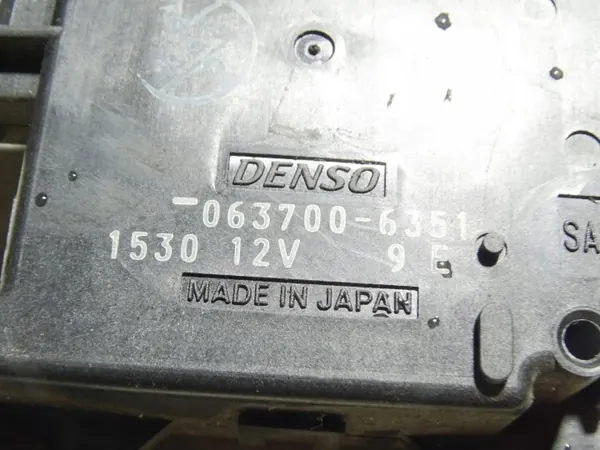 Motor de compuerta OEM 0637006351 para Mazda MPV II 2.0L Diesel image 3