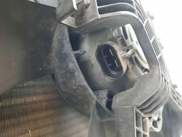 Radiador completo Peugeot Bipper 2011 51854570 image 6