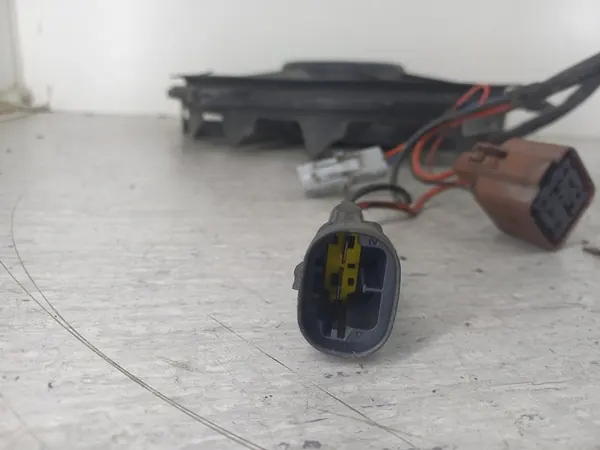 Kylarrubrik Peugeot 407 2.0 HDI OEM 9400027-09 image 3