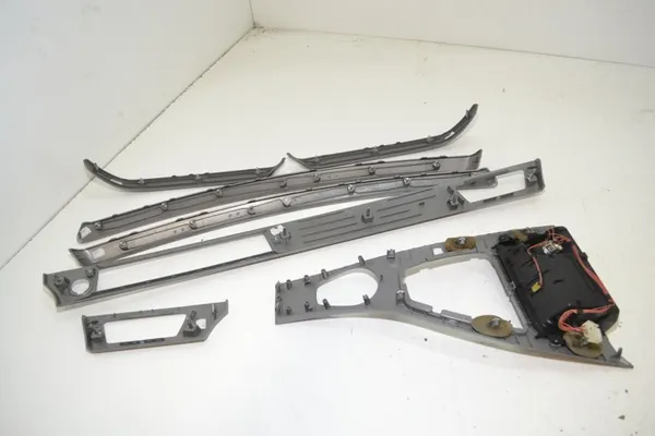 Acabamento da Porta Dianteira Direita BMW E90 E91 LCI 7121474 image 6