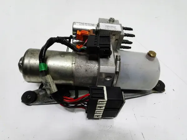 Audi kattopumppu OEM 8H0971611B - Käytetty image 3
