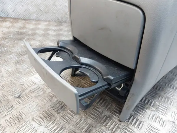 Middenconsole armsteun OEM 7L5941435A Porsche Cayenne image 8